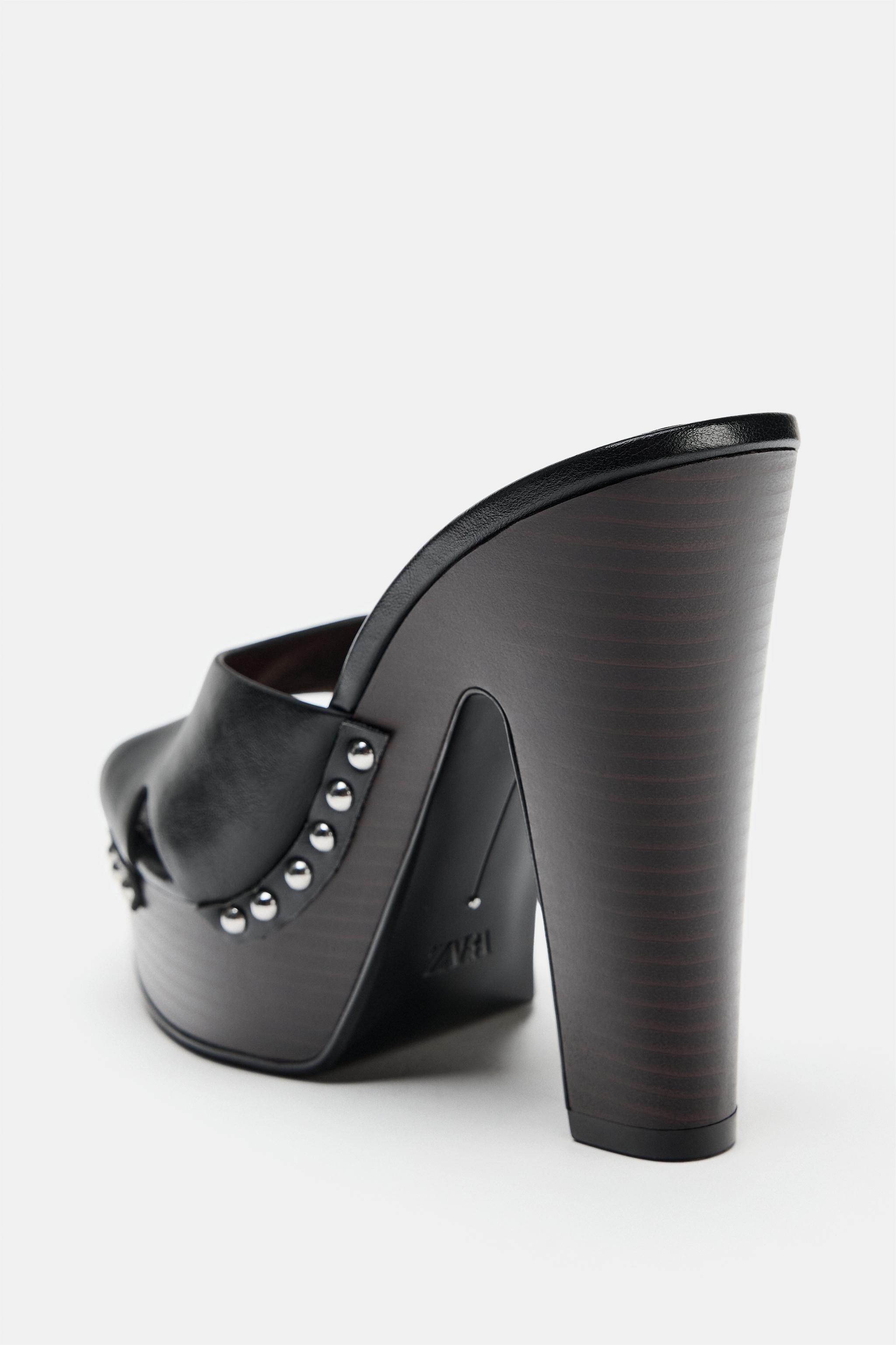 STUDDED HEELED SANDALS